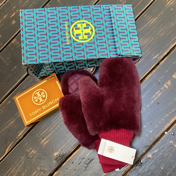 Tory Burch Rabbit Fur Mittens in Imperial Garnet - Picture 11 of 11